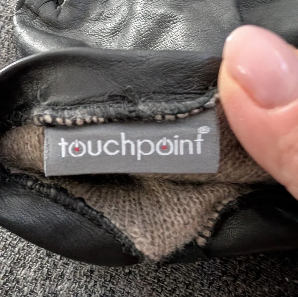 TOUCHPOINT Cashmere Lined Leather Smart Gloves